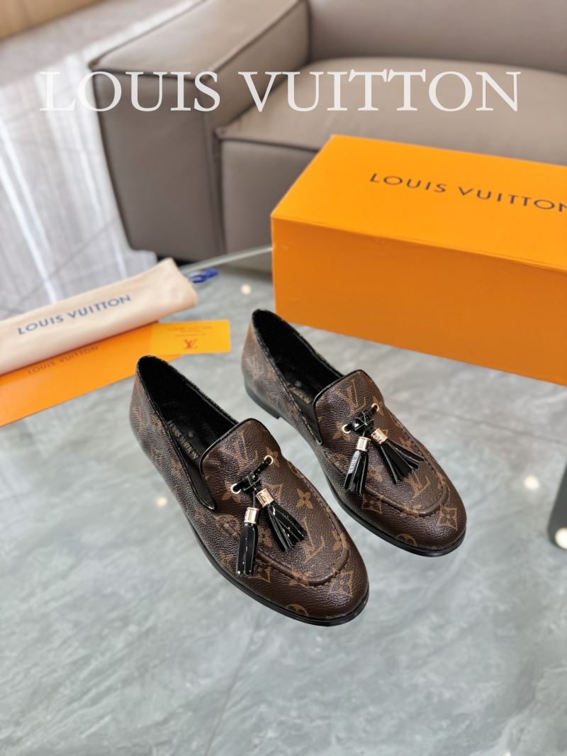 Louis Vuitton Low Shoes